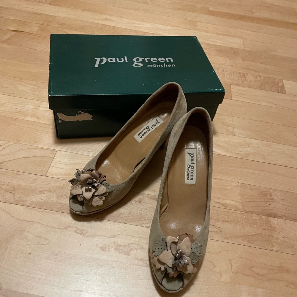 Paul Green suede heels